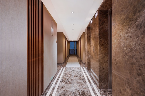  Lemon Tree Hotel, Kalina BKC, Mumbai