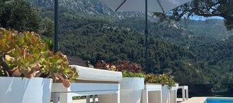 Villa Monti: Luxury Villa, Large Pool, Air Con