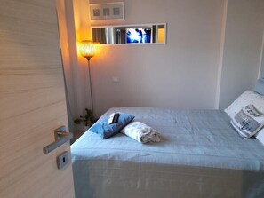 2 camere, ferro/asse da stiro, Wi-Fi, lenzuola