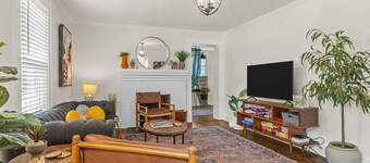 Jungalow Retreat near Swamp Rabbit Trail!