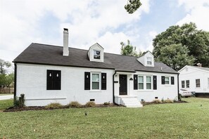 Exterior - Jungalow Retreat near Swamp Rabbit Trail! (Greenville)