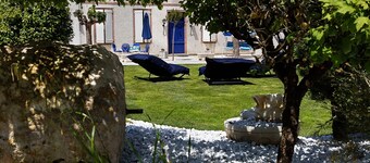 LE CHERCHE MIDI Guest rooms EQUIPPED KITCHEN large garden SECURE PARKING