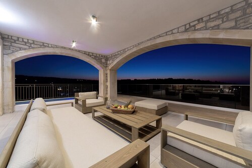 GRAND RESORT VILLA - With Private Pool