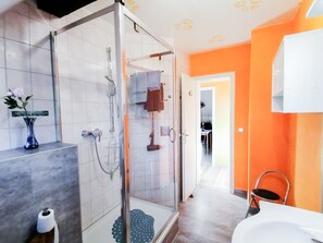 Luokittelematon kuva, 5 kautta 20, painike