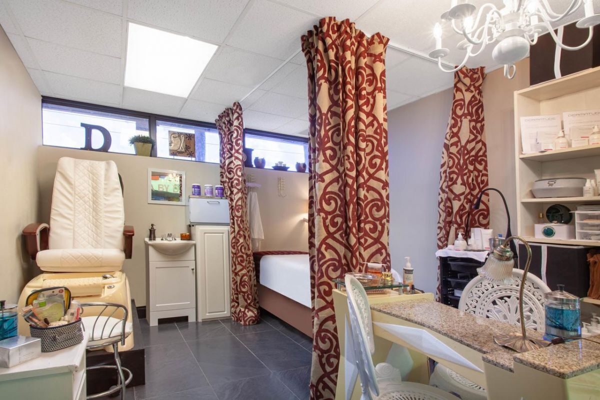 Affordable Disney Group Escape! 3 Units Near Walt Disney World! FREE Shuttle!