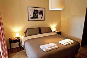 5 bedrooms, iron/ironing board, WiFi, bed sheets - Liiiving in Moledo - Countryside Pool Villa (Cristelo)