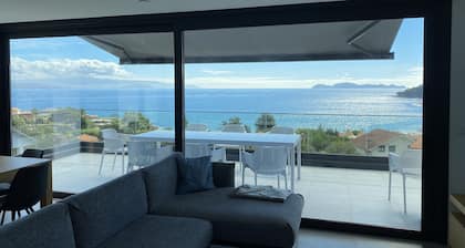 Villa Mirador da Pinela - close to Limens and Santa Marta beach