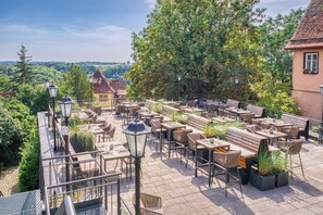 Terrace/patio - Hotel Eisenhut (Rothenburg ob der Tauber)