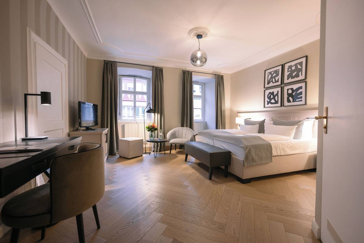 premium double room | 1 bedroom, hypo-allergenic bedding, down duvets, individually decorated