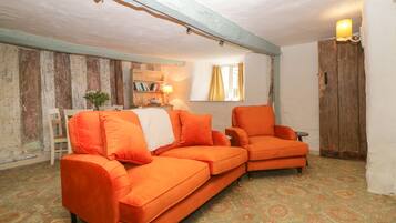 Cottage | Living room