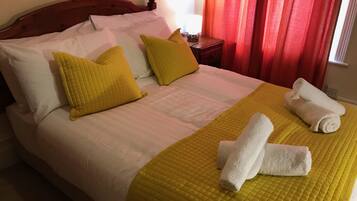 Standard Double Room | Iron/ironing board, free WiFi, bed sheets