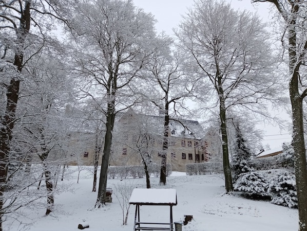 Exterior - Cozy vacation apartment in the beautiful Ore Mountains in the town of the 7 valleys. (Olbernhau OT Pfaffroda)