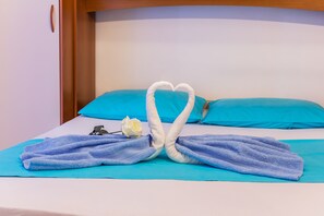 2 bedrooms