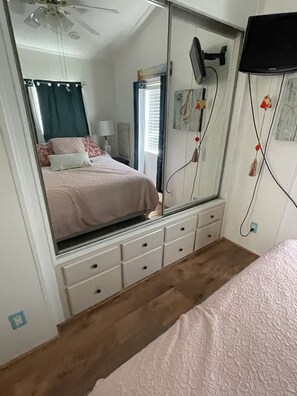 1 bedroom, free WiFi