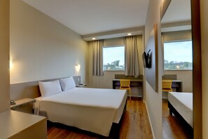 Standard Room, 1 Double Bed | 1 bedroom, minibar, desk, laptop workspace - Fit Transamerica Lucas do Rio Verde (Lucas do Rio Verde)