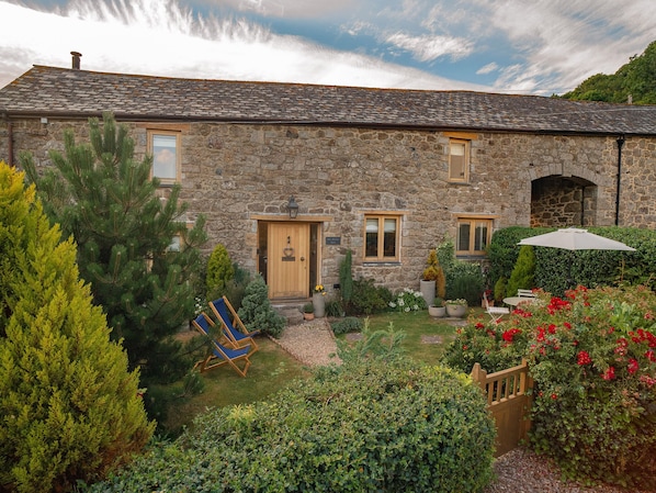 Cottage | Bagian depan properti