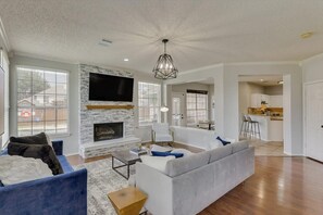 TV, fireplace, stereo, offices