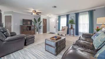 Televisión, oficina