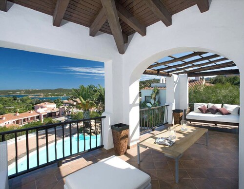 Bellissimo Appartamento Fronte Mare Liscia di Vacca Porto Cervo