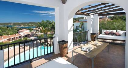Bellissimo Appartamento Fronte Mare Liscia di Vacca Porto Cervo