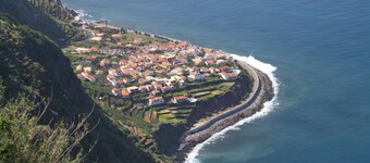 Jardim do Mar Ouriço Beach Apartment