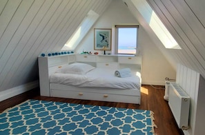 4 bedrooms, iron/ironing board, free WiFi, bed sheets - Le Brise-Lames, 4 bedrooms, 2 bathrooms (CLEDER)