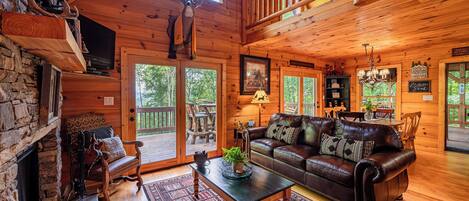 Télévision, cheminée