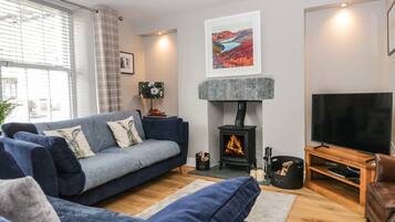 Cottage | Interior