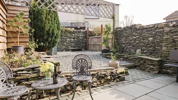 Cottage | Balcony