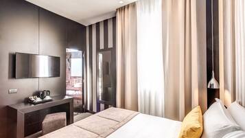 Quarto luxo | Roupas de cama premium, edredons de pluma, cofres nos quartos