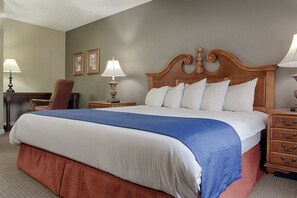 3 bedrooms, iron/ironing board, travel cot, free WiFi