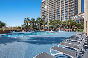 Indendørs pool, udendørs pool