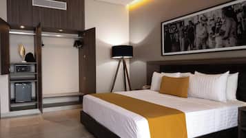 Minibar, in-room safe, individually decorated, desk