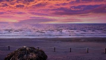 Beach nearby, beach towels