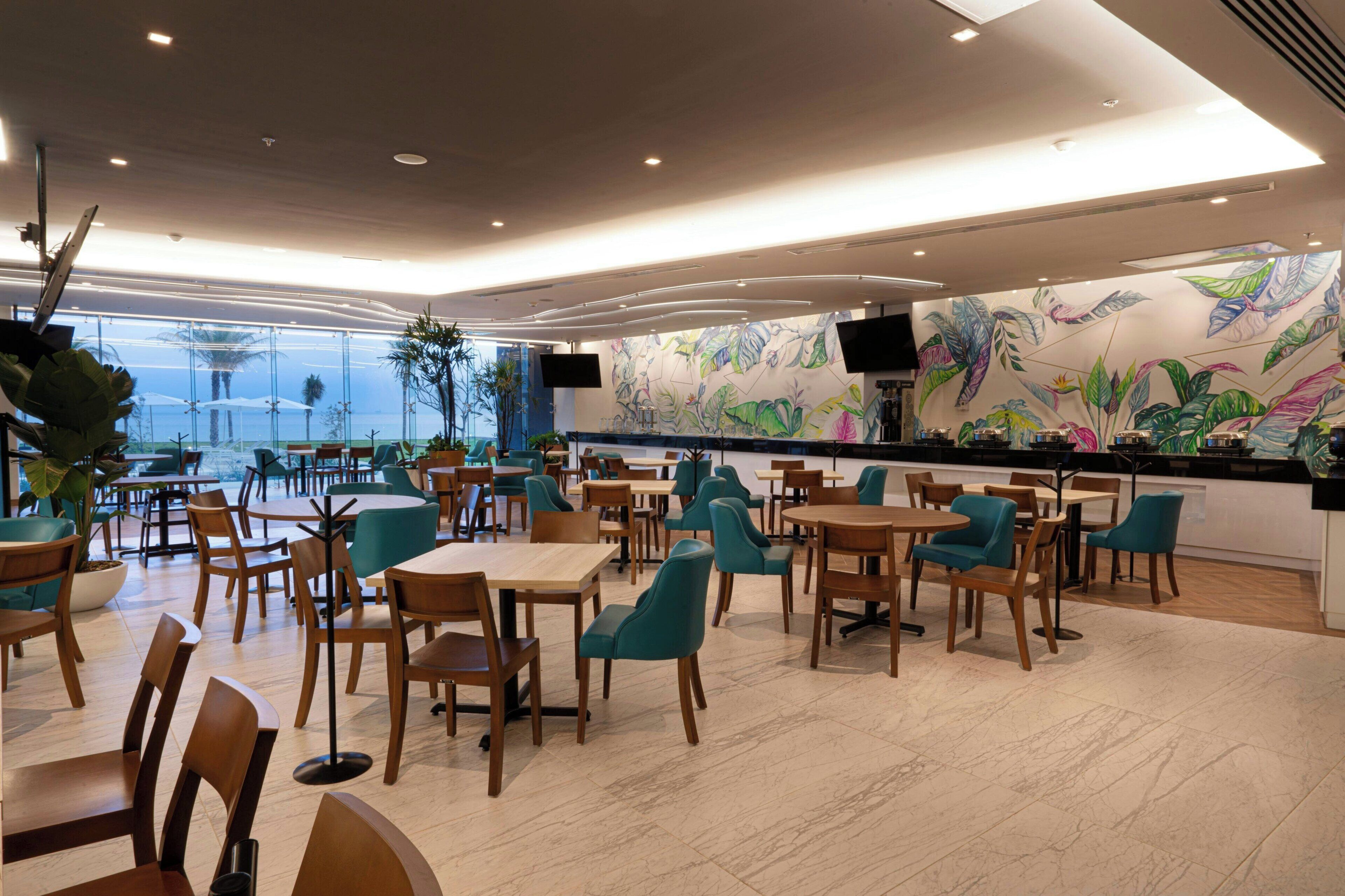 Breakfast, lunch, dinner served; pool views