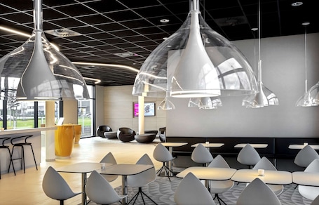 Restaurant. Prize by Radisson, Munich Airport