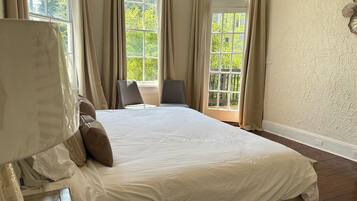 3 habitaciones, tabla de planchar con plancha y wifi gratis