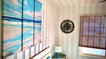 2 bedrooms, free WiFi, bed sheets, wheelchair access