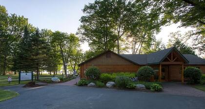 Summit Sunsets 561 - Ski, Golf and more !