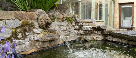 Luxury-Ferienhaus, eigenes Bad | Garten