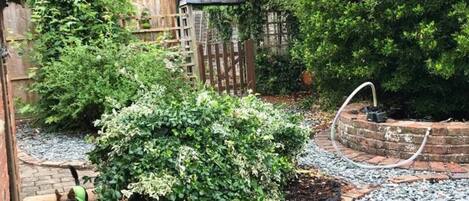 Cottage | Property grounds