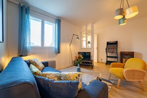 Smart TV, stereo