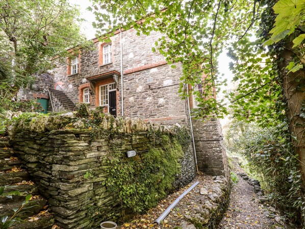 Property grounds - Lewarne (Boscastle)