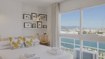 1 dormitorio, tabla de planchar con plancha, wifi gratis y ropa de cama