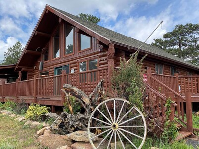 Log Home, Views, Wildlife, Near Estes, Scott Ponds, Playground, Town Trails.