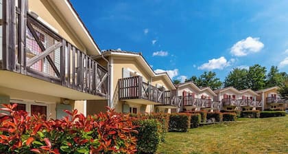 Agréable duplex équipé au Domaine d'Albert avec piscine privé,