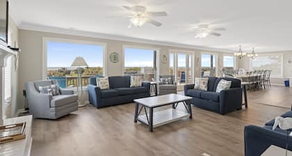"Last Splash II" Oceanfront, Private Pool, 7 BR / 6.5 Bath, PET FRIENDLY