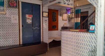 Goroomgo Gayatri Guest House Haridwar