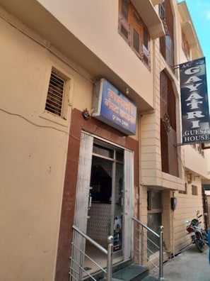Exterior - Goroomgo Gayatri Guest House Haridwar (Haridwar)