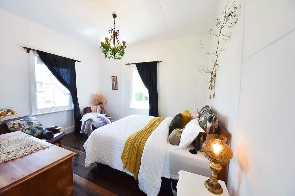 4 habitaciones, tabla de planchar con plancha y wifi gratis 